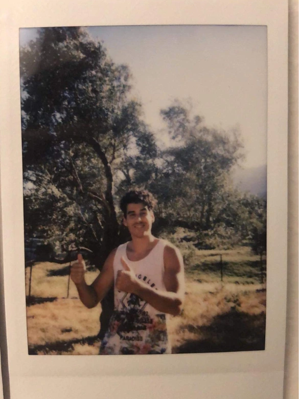 Polaroid με ελιά